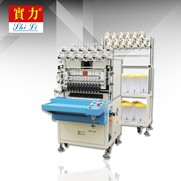 The features of automatic winding machine